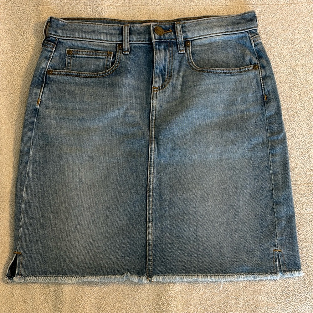 NWT Loft Jean skirt size 0